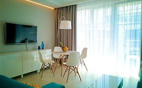Sea Cliff Apartment Rewal