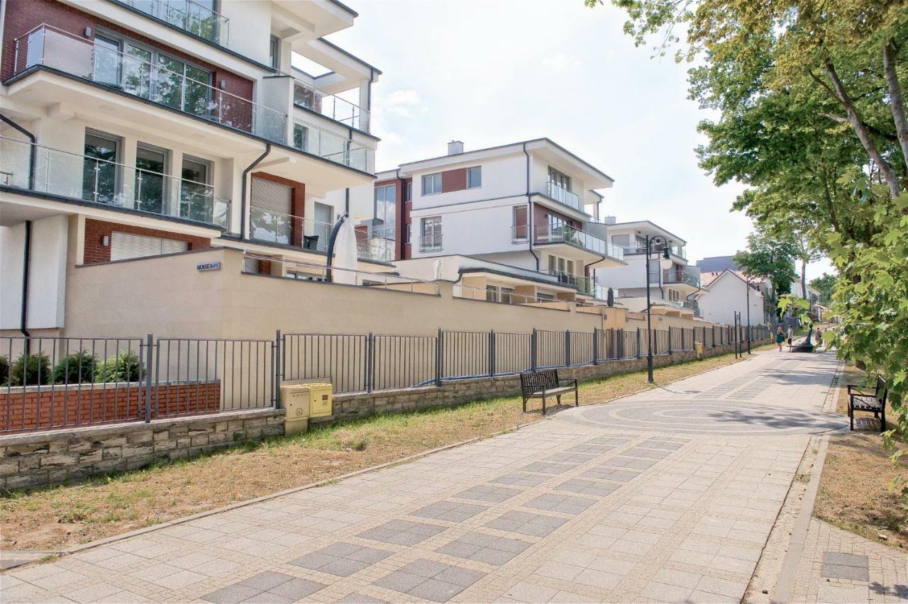 Sea Cliff Apartment Rewal Exterior foto